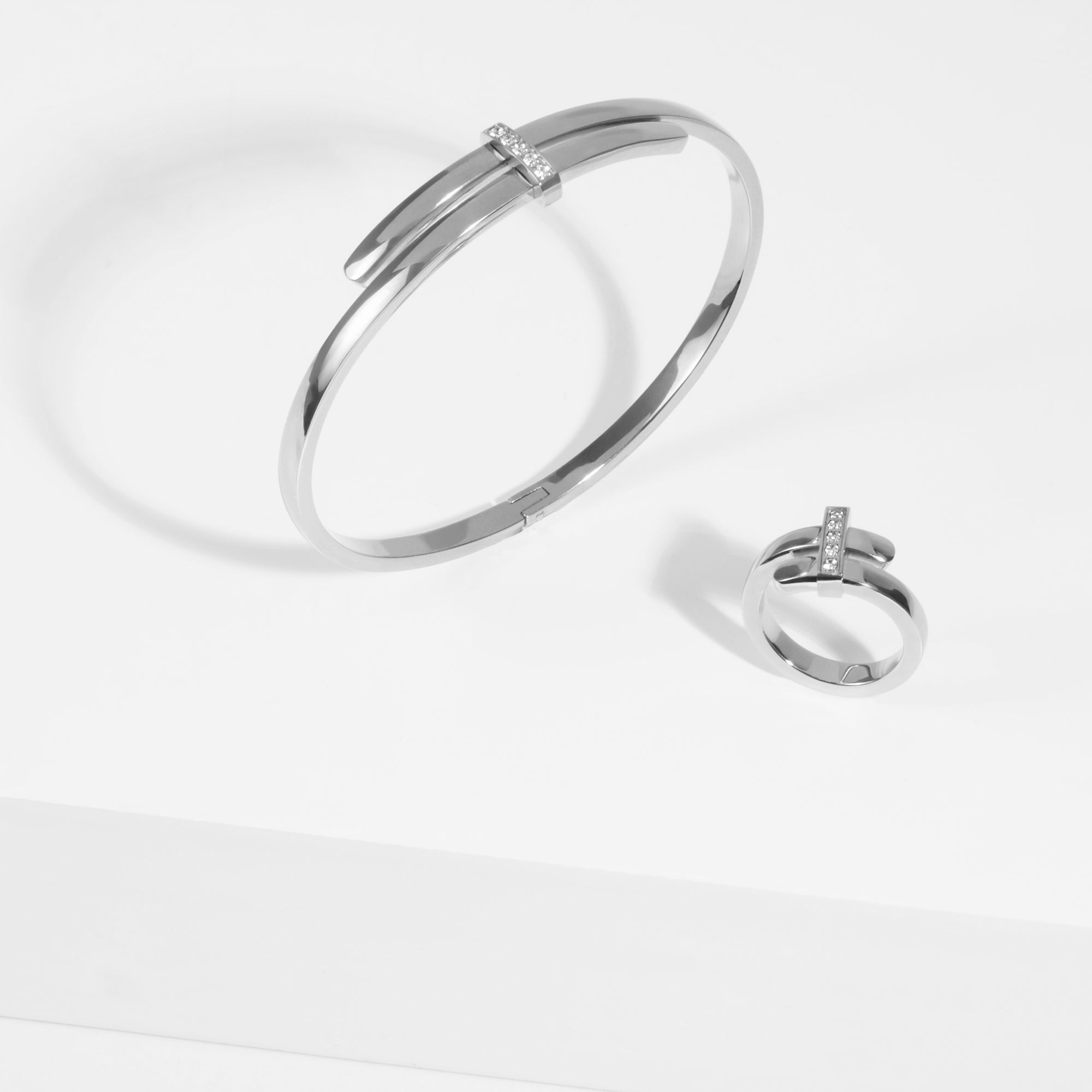 modern stainless steel jewelry women